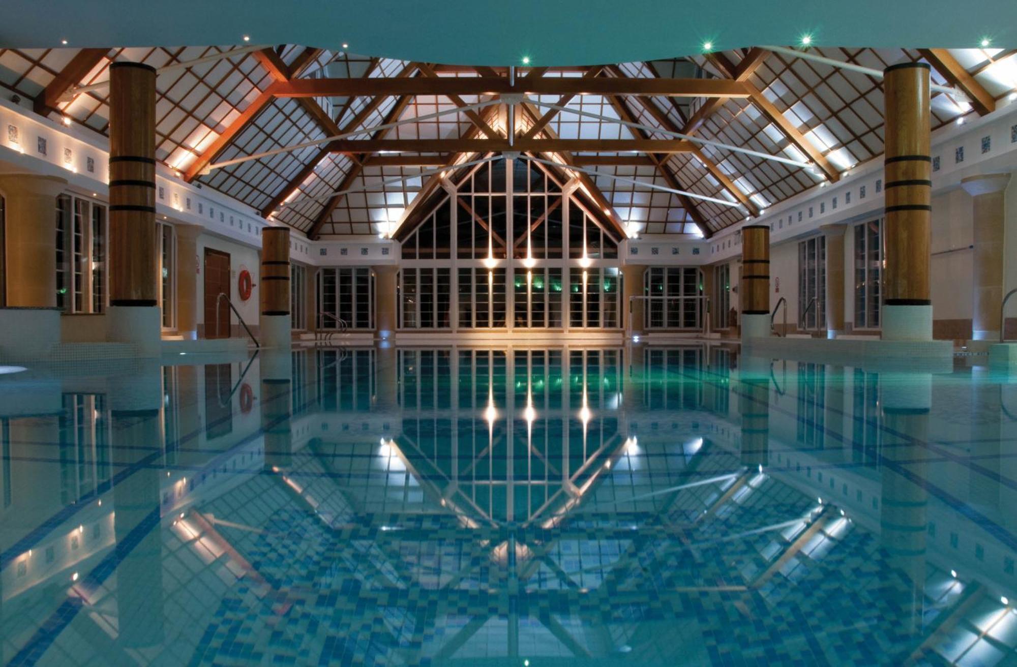 Champneys Forest Mere Liphook Exterior foto