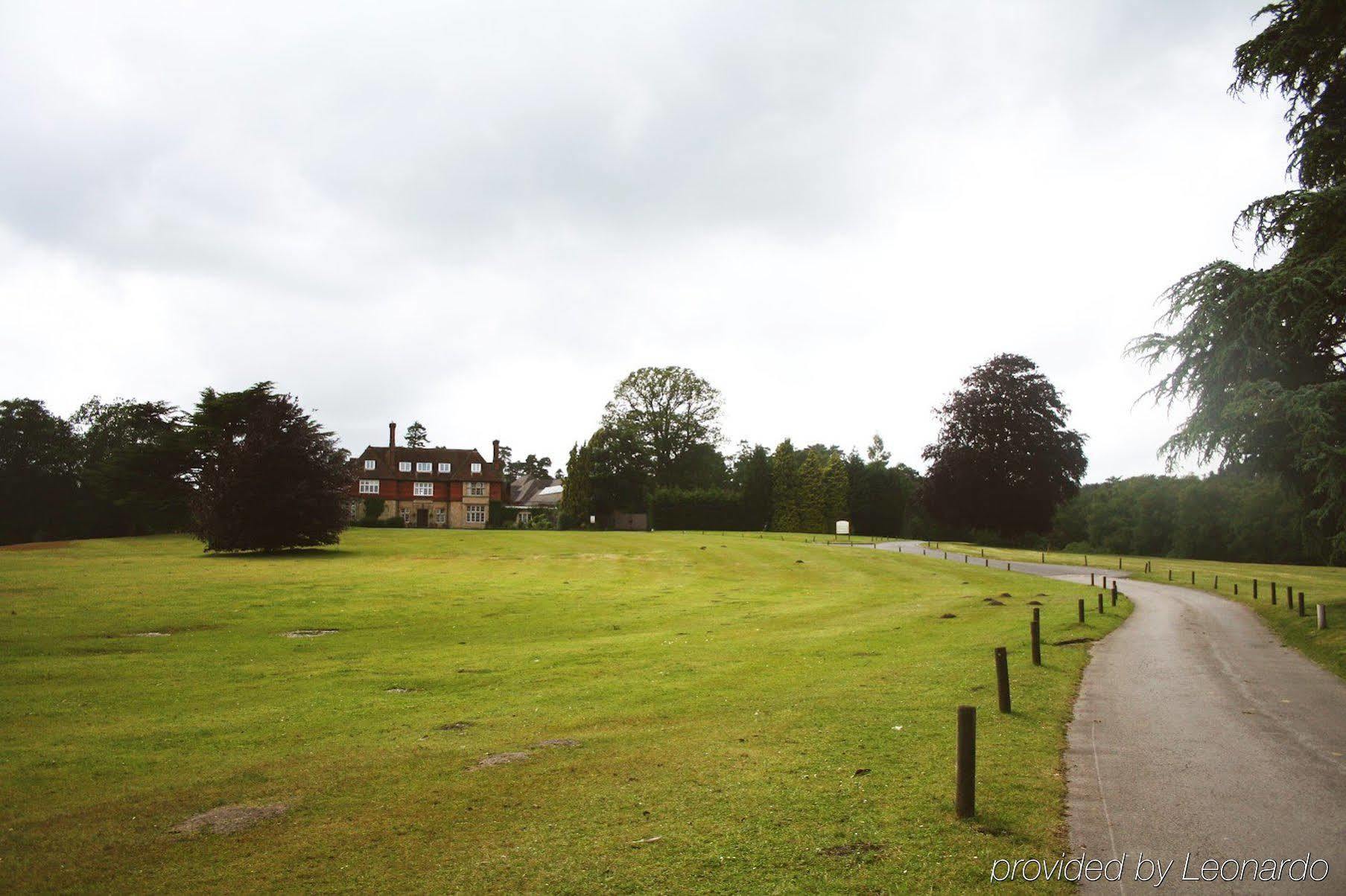 Champneys Forest Mere Liphook Exterior foto